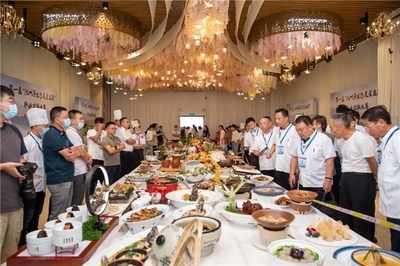 【新徽菜名徽廚】第一屆&ldquo;池州原生態美食名廚&rdquo;職業技能大賽成功舉辦